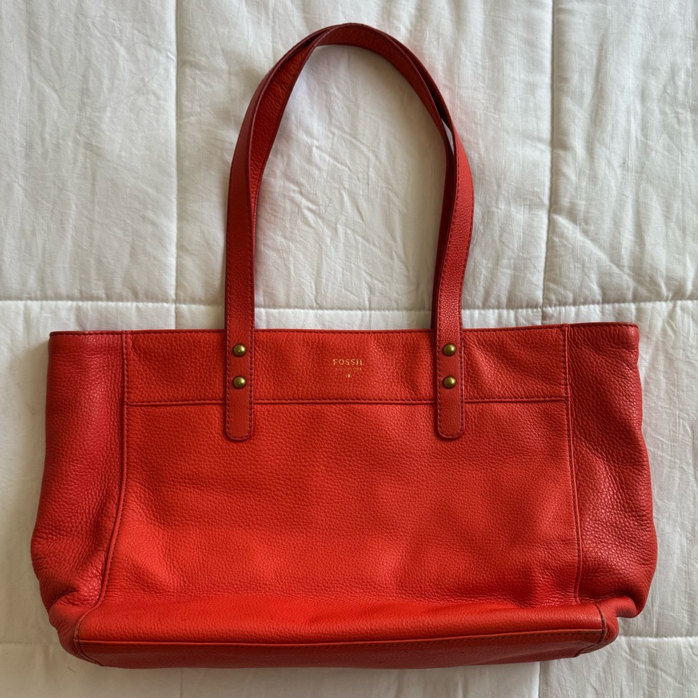 Fossil purse